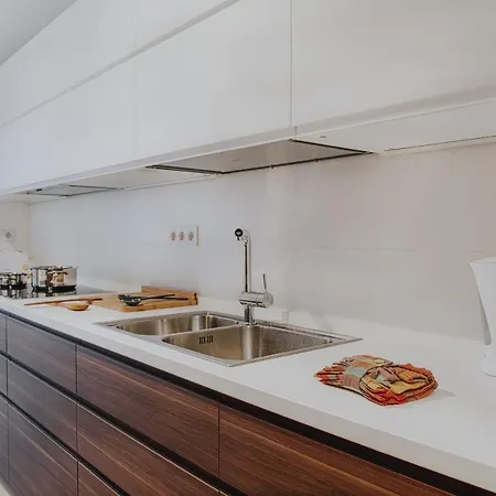 Caleta Homes - Playa Carihuela